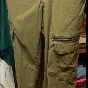 Propper lightweight cargo pants 28"x30". Olive green